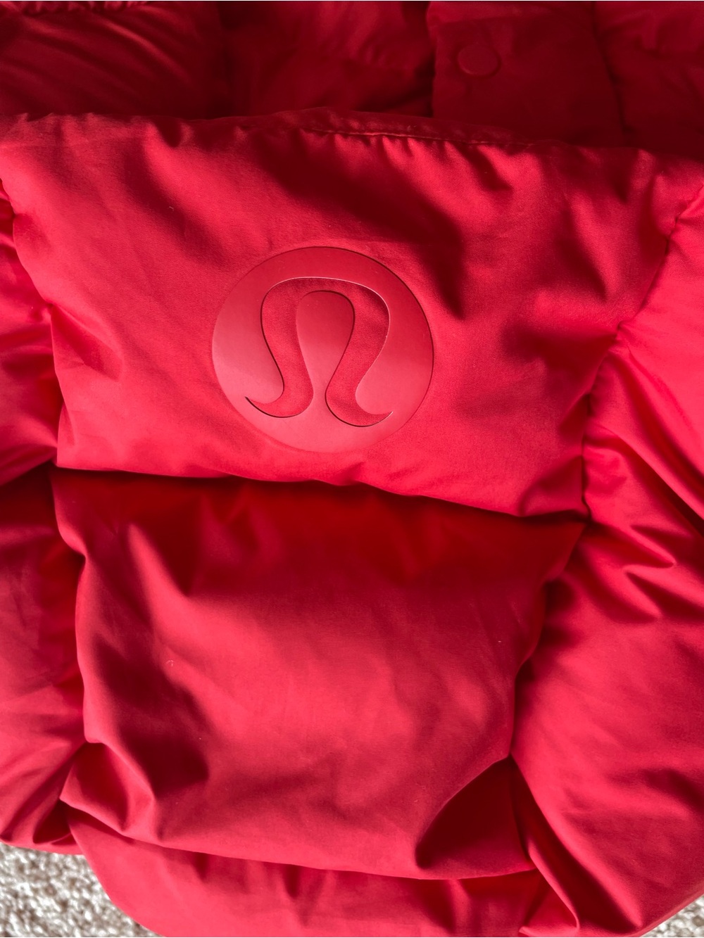 Lululemon Athletica Hooded Quilted Red Puffer Vest Full Zip Snap Women's Size 10 - Picture 4 of 5